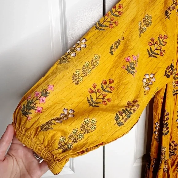 Pink Chicken Women’s Brayden Dress - Gold Field Floral Size Small Yellow - Picture 5 of 9